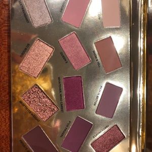 Eyeshadow palette😍😍